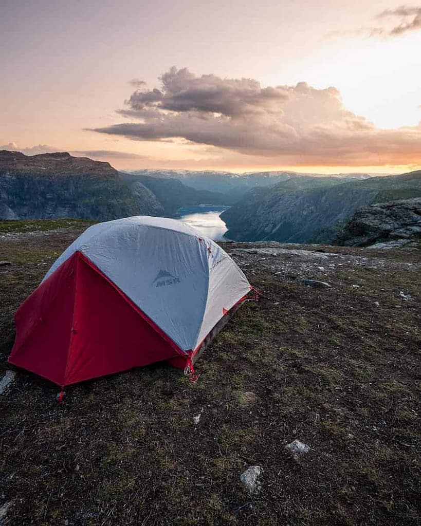 Pakkeliste Trolltunga vandretur: Hvad skal du pakke til camping